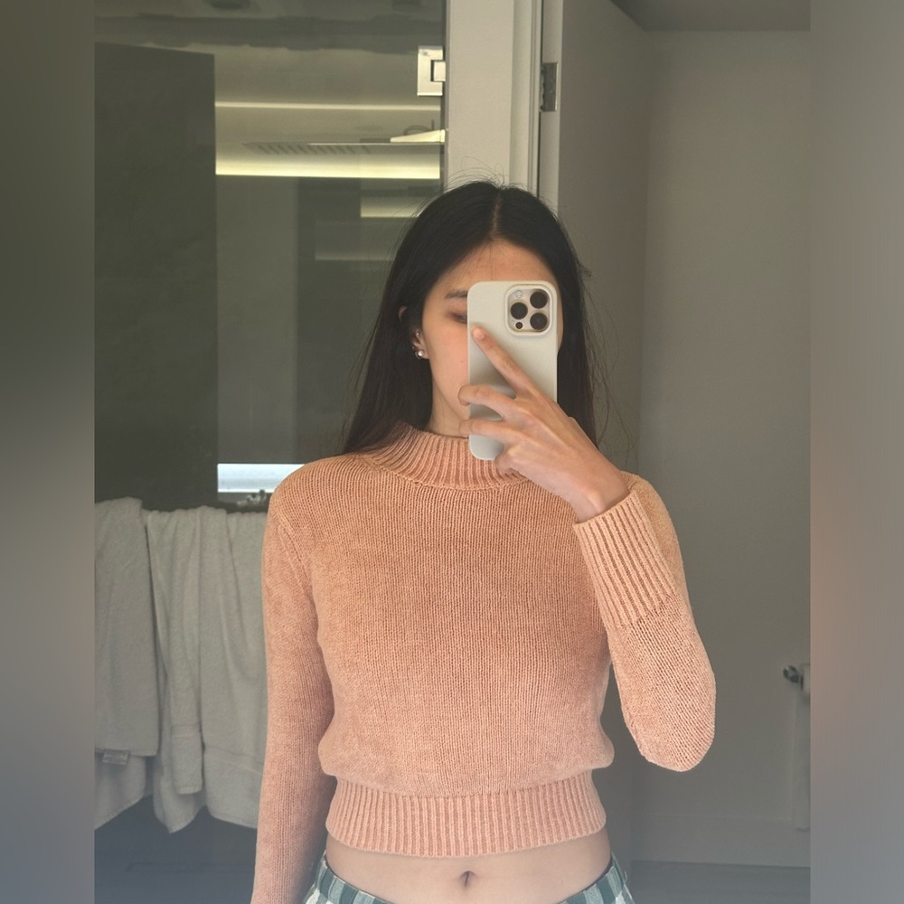 Aritzia Wilfred Pink Sweater Size S